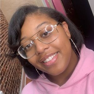 Meet your Posher, Keymaih